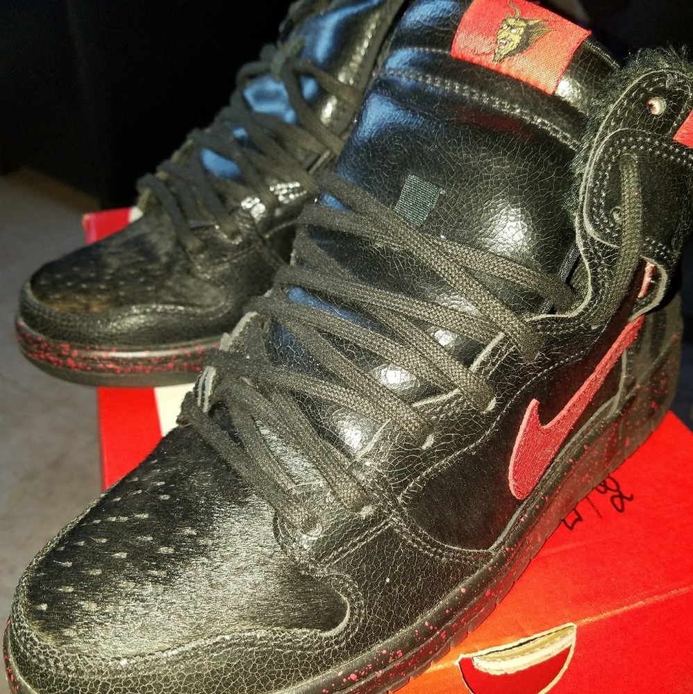 Nike Christmas Edition sz 9